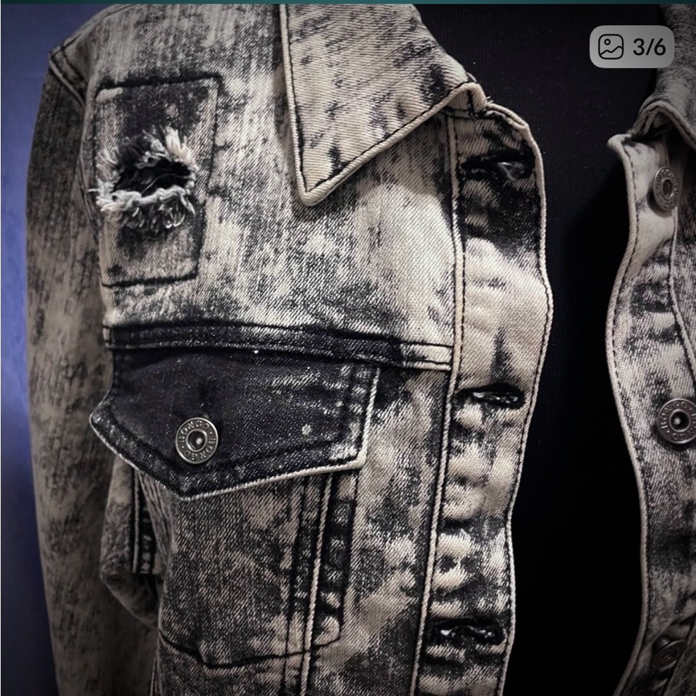 BONGO Acid Wash Distressed Jeans Jacket - Picture 4 of 6